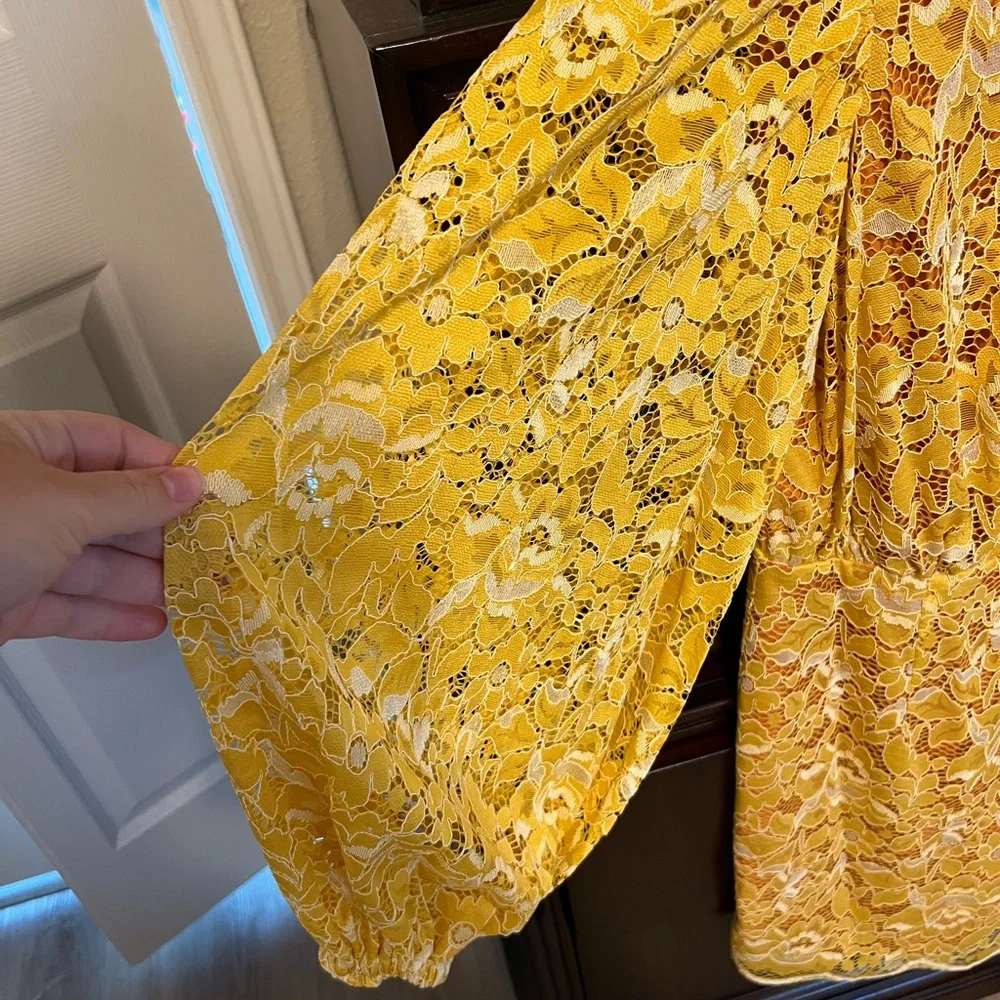 Dress - Picture 4 of 7